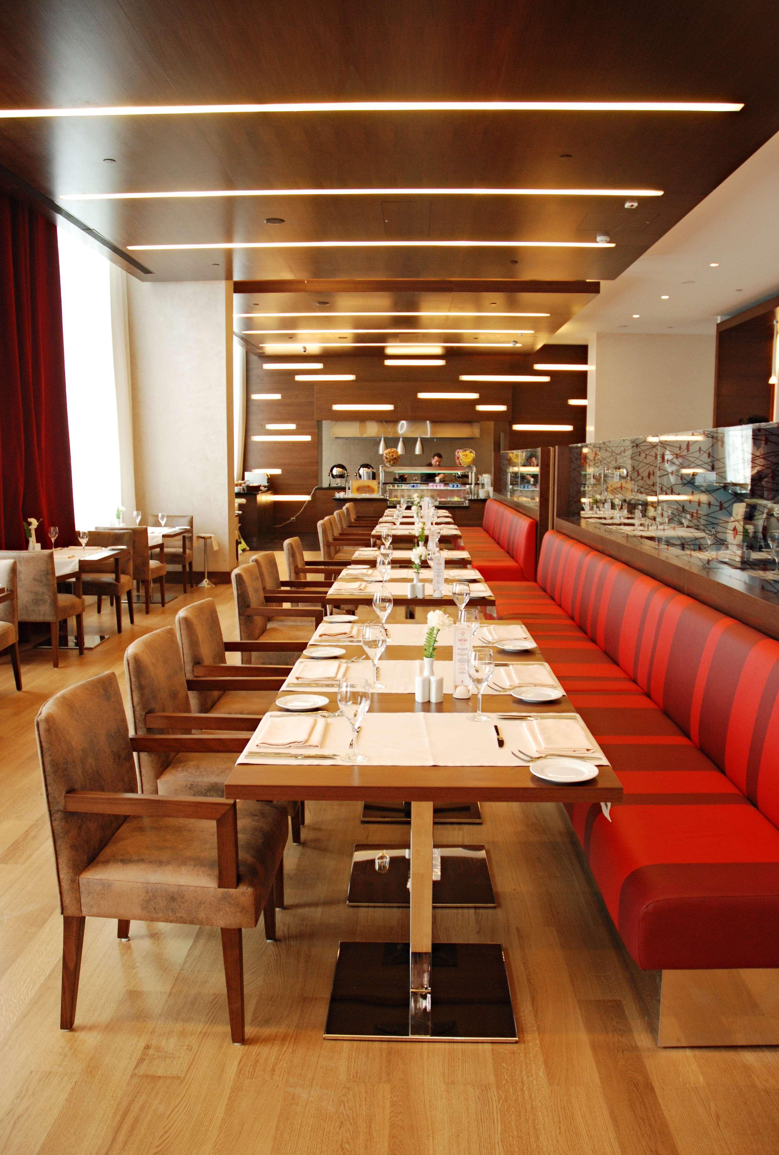 Hilton Garden Inn Kutahya Restoran gambar